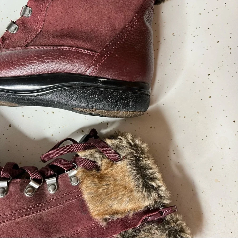Clark’s Kearns Ramsey Boots Women’s 9.5M Burgundy Leather Faux Fur Lace Up Warm
